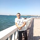Дмитрий Калинa, 42 года