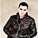 Михаил, 32 года