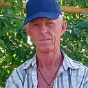 Юрий Петров, 60 лет