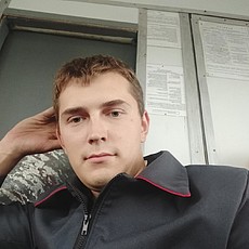 Фотография мужчины Илья, 26 лет из г. Байкальск