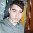 Денис, 23 года