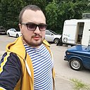 Михаил, 32 года