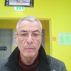 Фотография мужчины Обиджон, 61 год из г. Москва