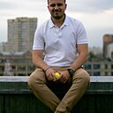 Ден, 44 года