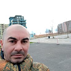 Фотография мужчины Ionut, 39 лет из г. București