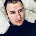 Михаил, 24 года